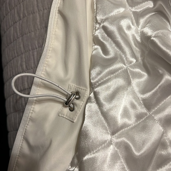 Impermeable Platinum Jacket - Picture 7 of 8